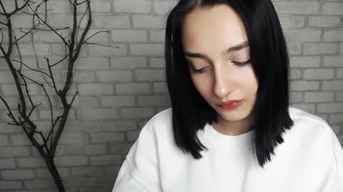 Ana online show from January 2, 2025, 1:49 am