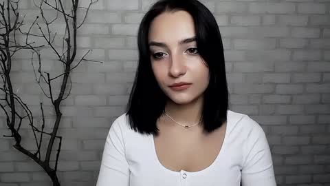 Ana online show from January 13, 2025, 4:19 pm