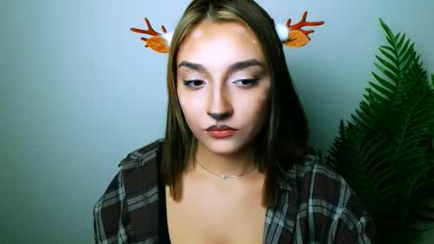 Ana online show from October 31, 2025, 6:42 pm