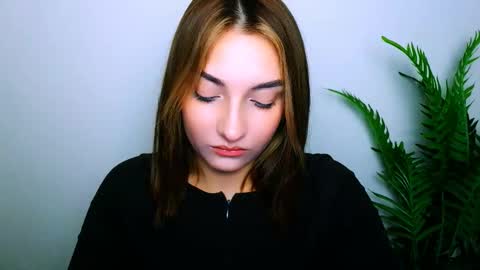 Ana online show from December 19, 2025, 3:19 pm