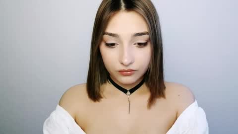 Snapshot of veryveryshygirl chatting on April 26, 2026, 10:35 am Ana online show from April 26, 2026, 10:35 am