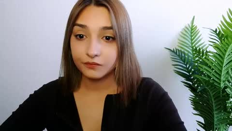 Snapshot of veryveryshygirl chatting on April 27, 2026, 11:08 am Ana online show from April 27, 2026, 11:08 am