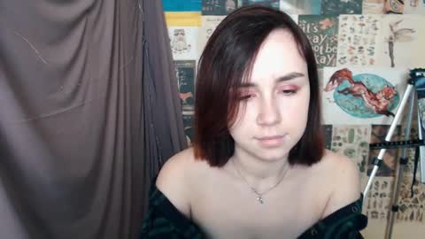 veryveryvery_shy online show from January 28, 2025, 6:49 am