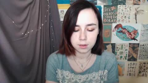 veryveryvery_shy online show from February 2, 2025, 6:15 am