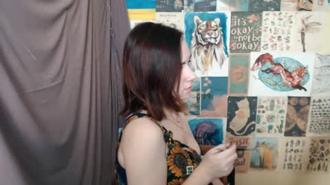 veryveryvery_shy online show from February 3, 2025, 12:57 pm