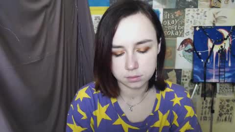 veryveryvery_shy online show from February 28, 2025, 6:32 am