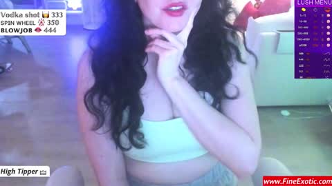 vesafine online show from December 2, 2024, 4:20 am