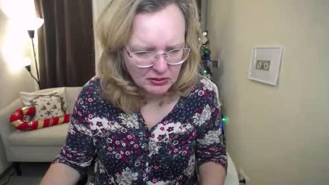 vestawoody online show from December 4, 2025, 7:39 am