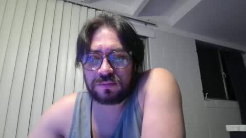 Snapshot of vesturelove chatting on November 2, 2025, 2:36 am vesturelove online show from November 2, 2025, 2:36 am