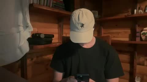 HendasWerout online show from December 22, 2025, 3:14 am