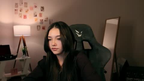 Rachel online show from November 29, 2025, 7:50 pm