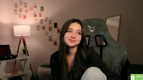 Rachel online show from December 3, 2025, 7:34 pm