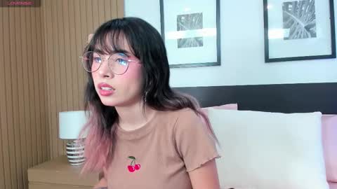 Snapshot of vi_anaya chatting on February 25, 2025, 11:41 am Anaya online show from February 25, 2025, 11:41 am