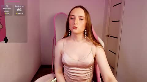 Snapshot of vi_luxxxy chatting on January 17, 2026, 2:16 am vi_luxxxy online show from January 17, 2026, 2:16 am