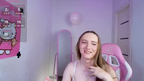 Snapshot of vi_luxxxy chatting on February 25, 2026, 2:10 am vi_luxxxy online show from February 25, 2026, 2:10 am