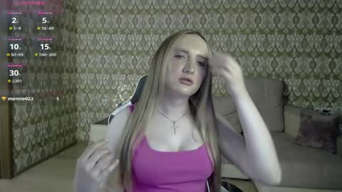 Snapshot of vi_luxxxy chatting on May 3, 2026, 2:06 am vi_luxxxy online show from May 3, 2026, 2:06 am