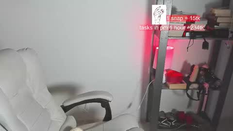 Snapshot of vi_vikkk chatting on February 21, 2025, 11:44 am VIKA online show from February 21, 2025, 11:44 am