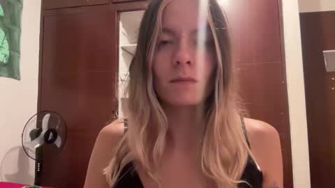 papichulo y mamichula online show from April 6, 2026, 1:58 am