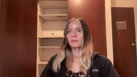 papichulo y mamichula online show from April 13, 2026, 10:15 pm