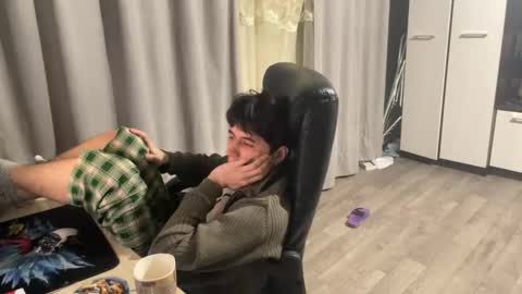 vialeras online show from November 4, 2025, 6:40 pm