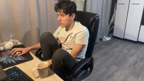 vialeras online show from November 6, 2025, 7:59 pm