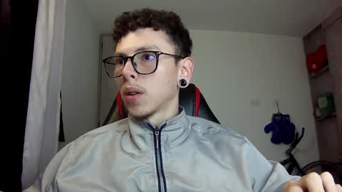 Snapshot of vicent_brais chatting on December 2, 2024, 9:02 am Vicent Brais online show from December 2, 2024, 9:02 am