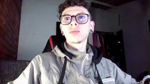 Snapshot of vicent_brais chatting on January 24, 2025, 11:02 pm Vicent Brais online show from January 24, 2025, 11:02 pm