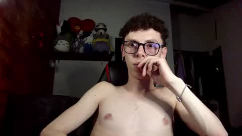 Snapshot of vicent_brais chatting on February 1, 2025, 10:55 pm Vicent Brais online show from February 1, 2025, 10:55 pm