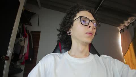 Vicent Brais online show from February 2, 2026, 3:22 pm