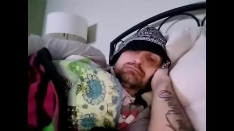 Snapshot of viciouzz1 chatting on November 28, 2025, 5:43 am viciouzz1 online show from November 28, 2025, 5:43 am