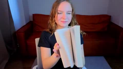 Snapshot of vicki_milles chatting on June 30, 2026, 8:04 am vicki_milles online show from June 30, 2026, 8:04 am