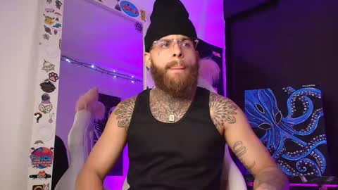 vickingcock7 online show from December 17, 2025, 4:40 am