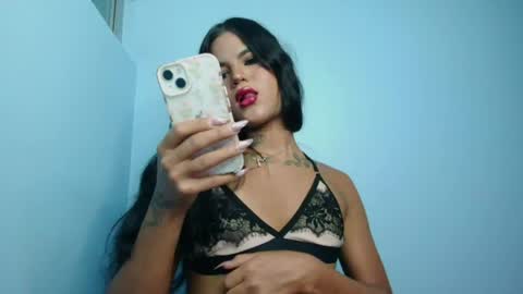 Victoria online show from May 8, 2026, 1:11 am