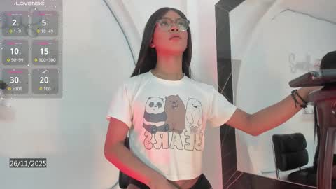 vicky_hottman online show from November 27, 2025, 4:14 am