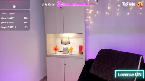 V I C K Y online show from July 17, 2026, 8:54 am