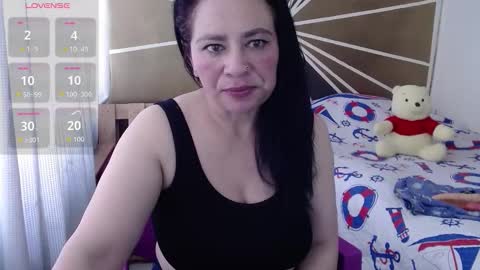 vicky_sexi online show from November 1, 2025, 2:52 pm