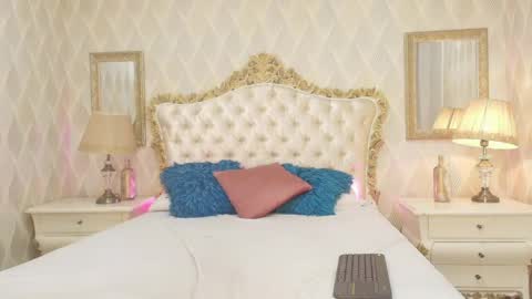 Snapshot of vicky_sky_ chatting on May 12, 2026, 11:40 am vicky_sky_ online show from May 12, 2026, 11:40 am