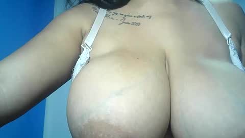 Snapshot of vickyblush8 chatting on November 4, 2025, 4:50 pm vickyblush8 online show from November 4, 2025, 4:50 pm