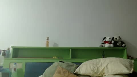 VICKY online show from January 16, 2026, 3:43 am