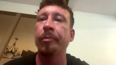 vicrobertson595 online show from October 27, 2025, 4:55 pm