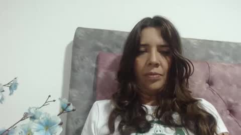 Hi guys   Im victoria  Be the one who can control me in PVT online show from January 4, 2025, 10:45 pm