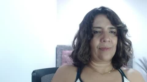 Snapshot of victoria25_meester chatting on June 9, 2026, 8:09 pm Hi guys Im victoria Be the one who can control me in PVT online show from June 9, 2026, 8:09 pm