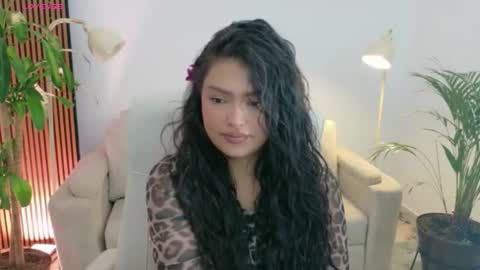 Snapshot of victoria___moon chatting on July 17, 2026, 3:07 pm victoria online show from July 17, 2026, 3:07 pm