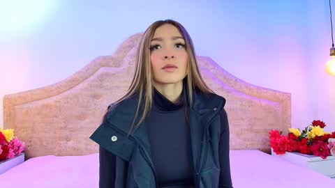 Snapshot of victoria_adams14 chatting on January 22, 2025, 1:00 pm Victoria for you online show from January 22, 2025, 1:00 pm
