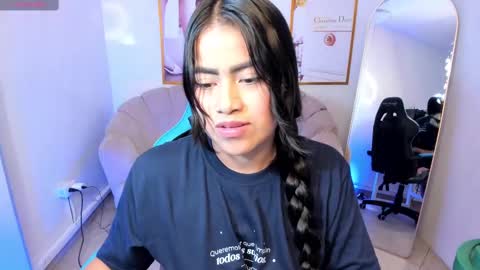 Snapshot of victoria_b_ chatting on September 15, 2025, 8:42 pm victoria_b_ online show from September 15, 2025, 8:42 pm