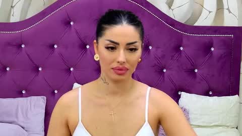 victoria_bonie online show from December 1, 2025, 5:23 am