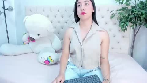 Victoria online show from March 2, 2026, 7:21 pm