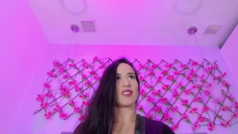 valentina online show from March 1, 2025, 1:40 pm