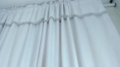 valentina online show from October 3, 2025, 11:40 am