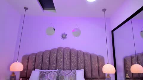 valentina online show from March 4, 2026, 12:22 pm